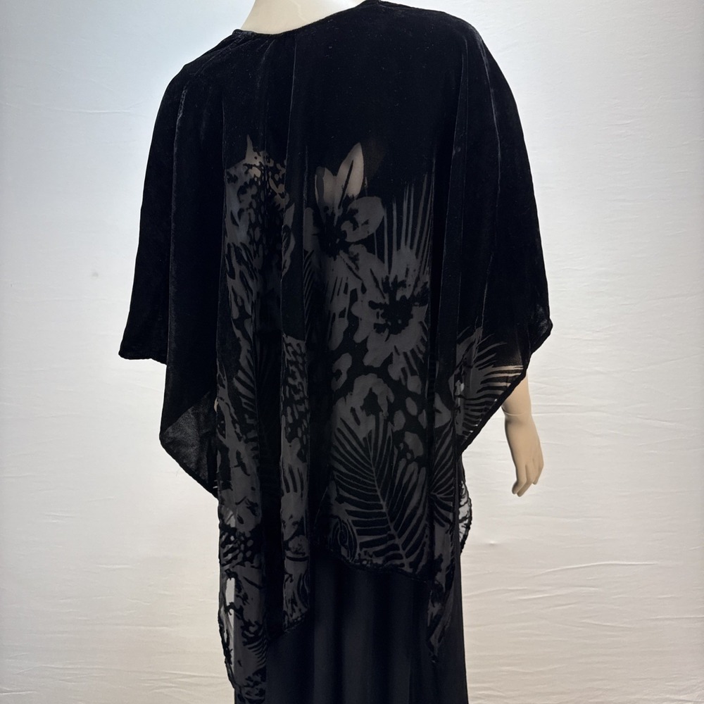 Chico's Black Floral Burnout Velvet Shawl Wrap Scarf One Size Evening Goth - Picture 4 of 7